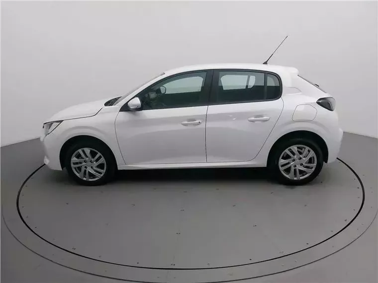 Peugeot 208 Branco 3