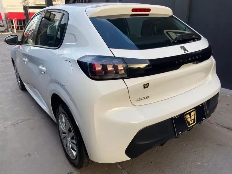 Peugeot 208 Branco 2