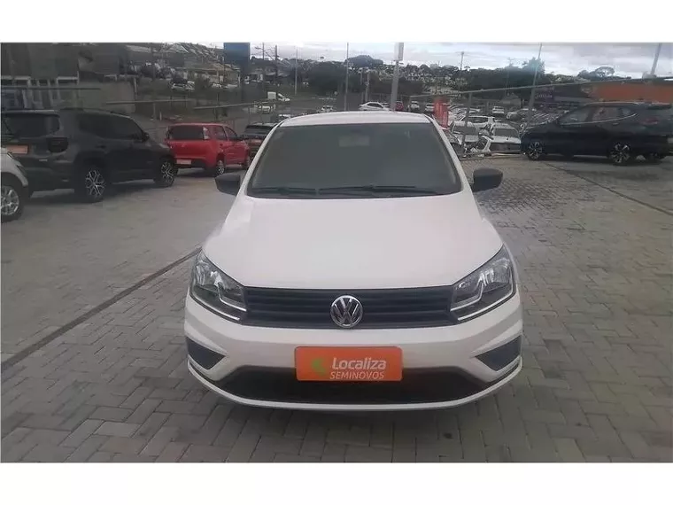 Volkswagen Voyage Branco 4