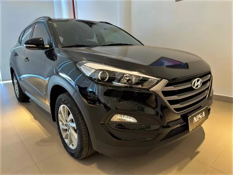 Hyundai Tucson Preto 10