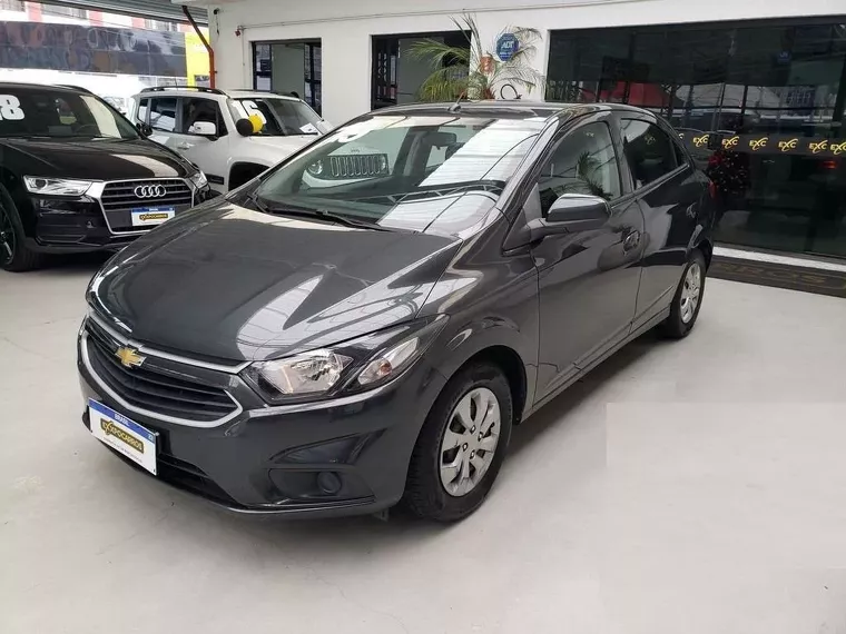 Chevrolet Onix Cinza 2