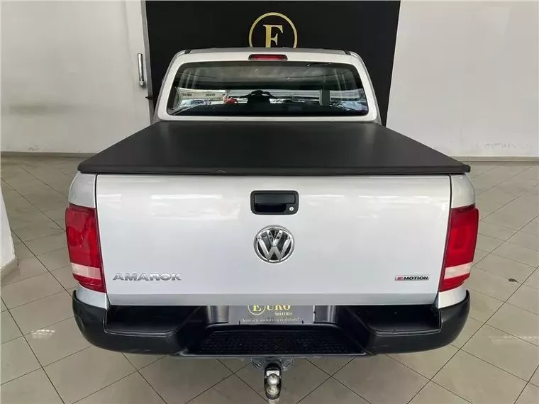 Volkswagen Amarok Prata 2