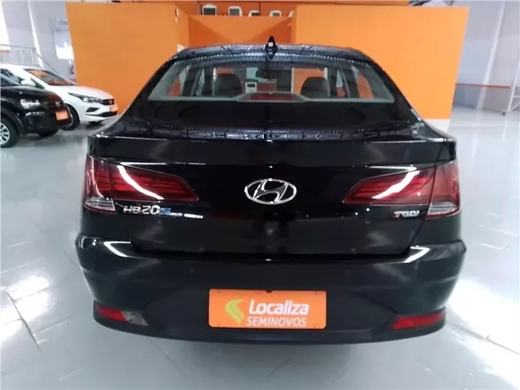 Hyundai HB20S Preto 11