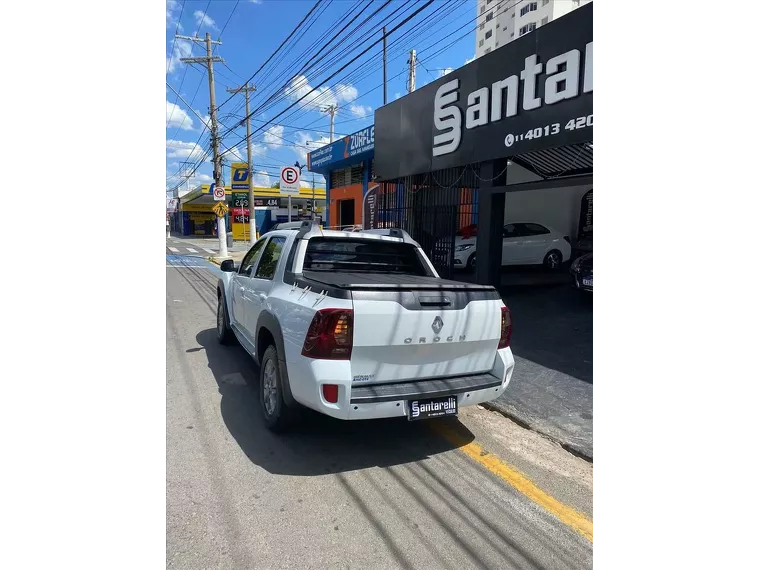 Renault Duster Oroch Branco 4