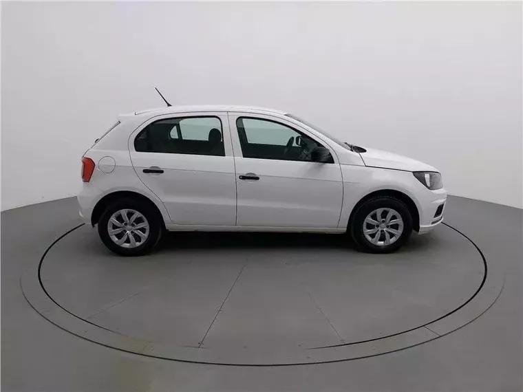 Volkswagen Gol Branco 4