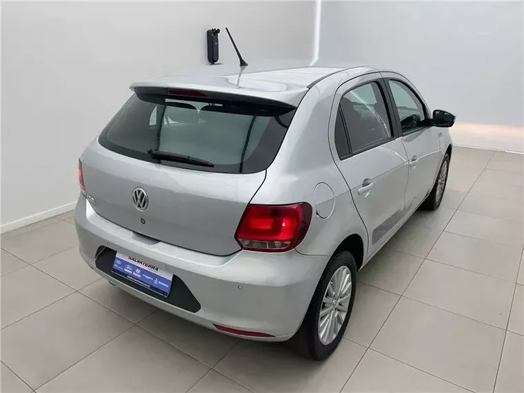 Volkswagen Gol Cinza 7