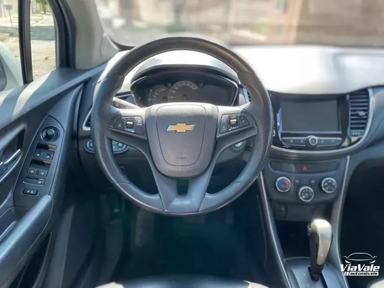 Chevrolet Tracker Prata 2