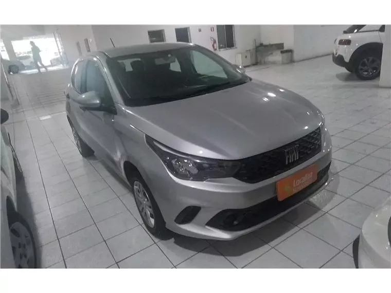 Fiat Argo Prata 15