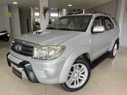 Toyota Hilux SW4