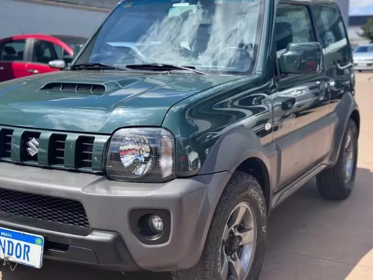 Suzuki Jimny Verde 4