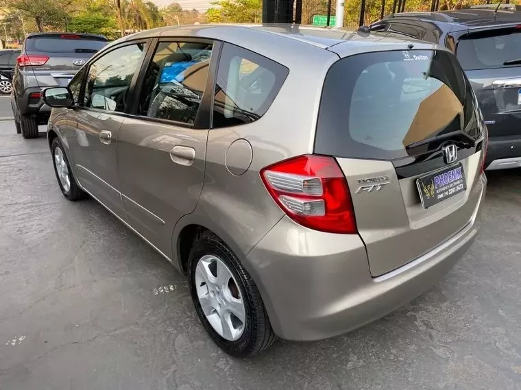 Honda FIT Dourado 14