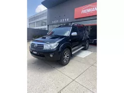 Toyota Hilux SW4