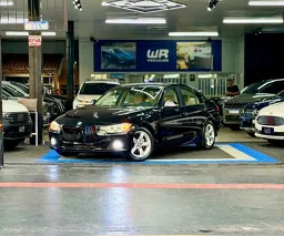 BMW 320i