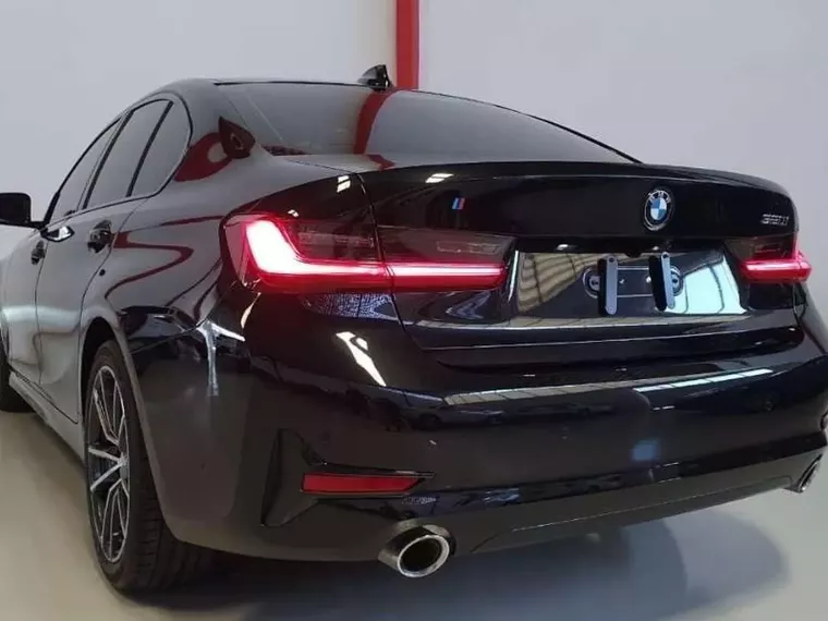 BMW 320i Preto 11