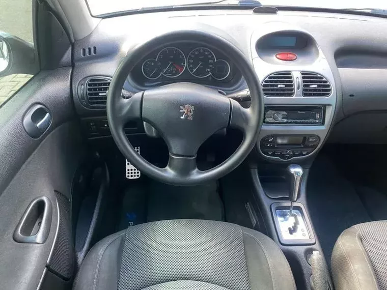 Peugeot 206 Prata 17