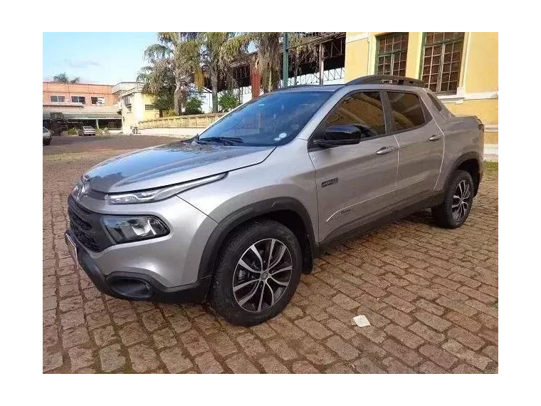 Fiat Toro Cinza 6