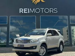 Toyota Hilux SW4