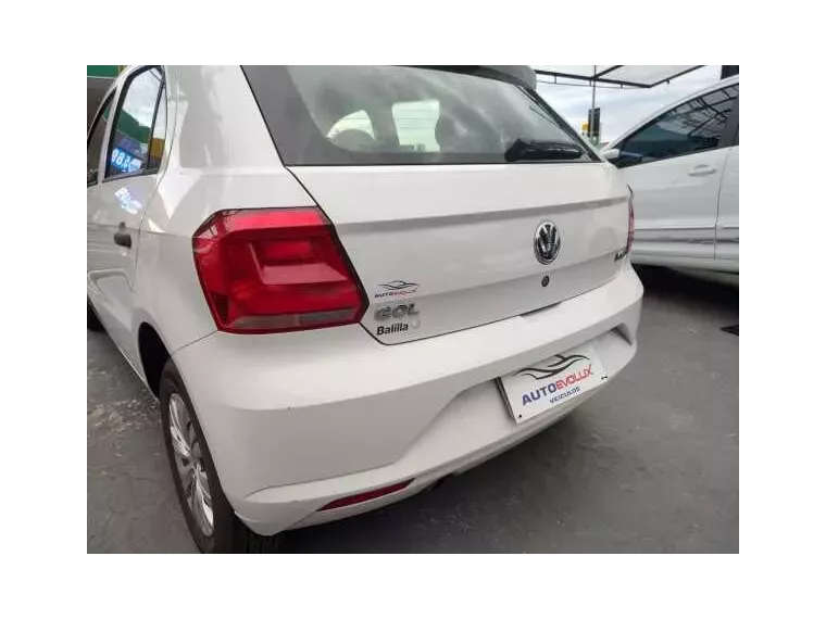 Volkswagen Gol Branco 8