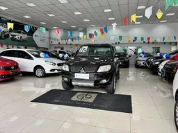 Mitsubishi Pajero TR4