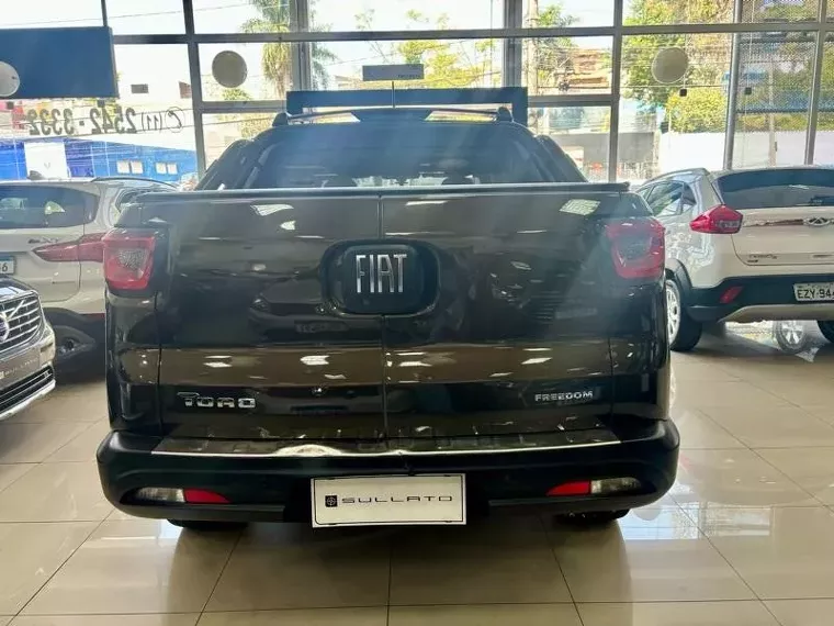 Fiat Toro Marrom 4