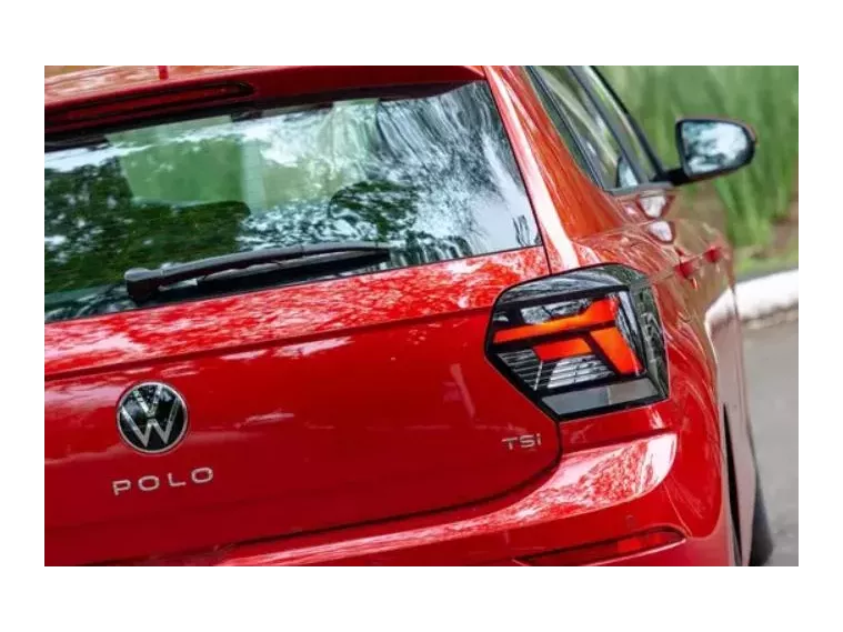 Volkswagen Polo Hatch Branco 5