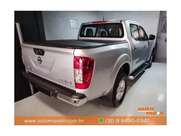 Nissan Frontier Prata 2