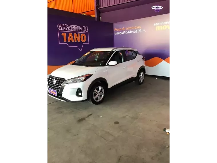 Nissan Kicks Branco 4