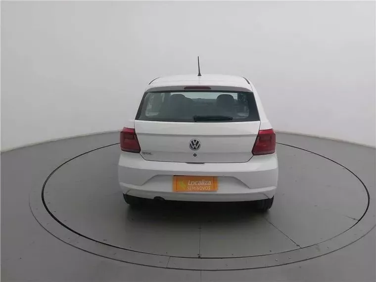 Volkswagen Gol Branco 8