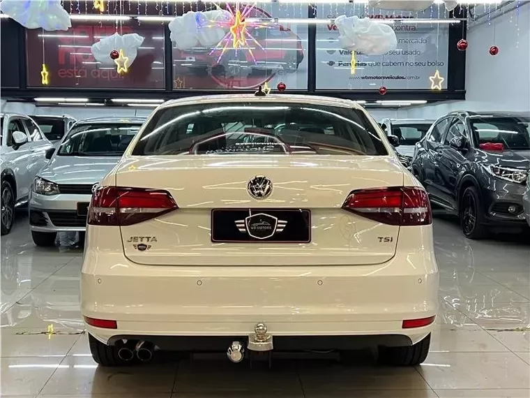 Volkswagen Jetta Branco 17