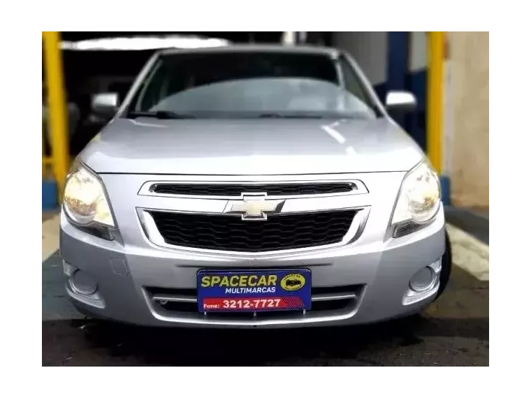 Chevrolet Cobalt Prata 6