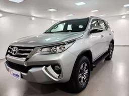 Toyota Hilux SW4