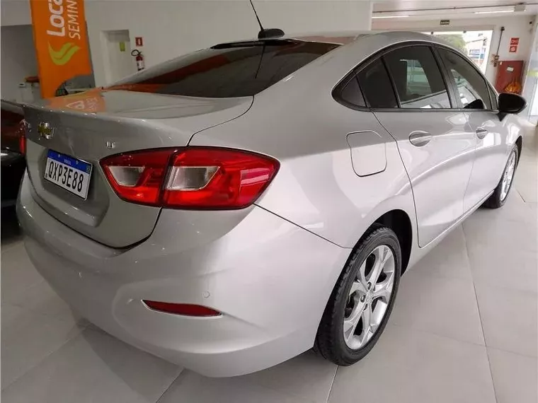 Chevrolet Cruze Prata 10