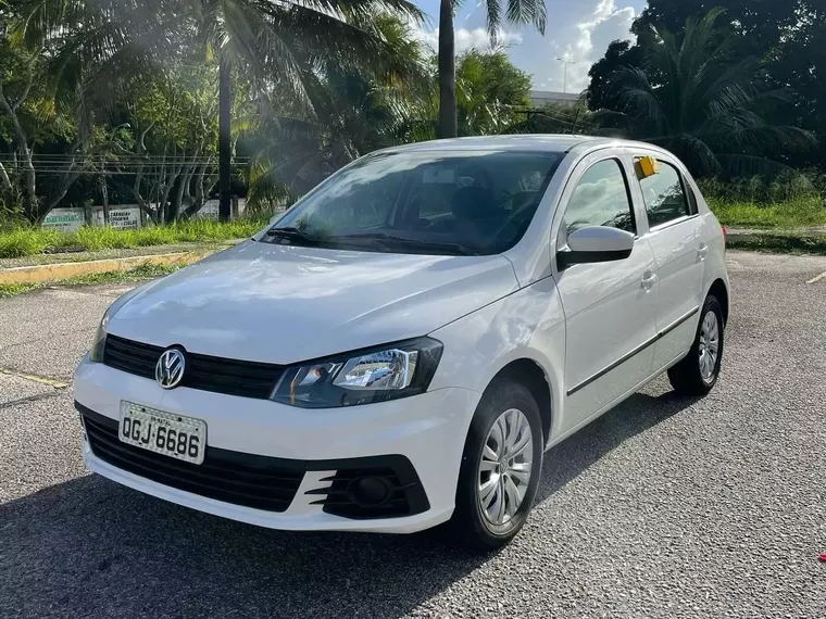 Volkswagen Gol Branco 10