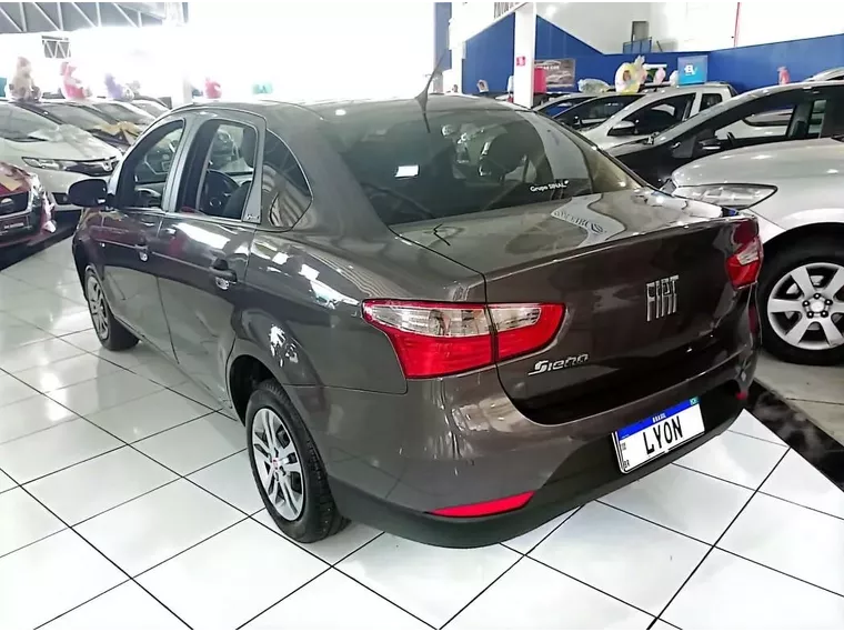 Fiat Grand Siena Cinza 4