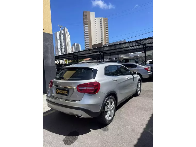 Mercedes-benz GLA 250 Prata 8