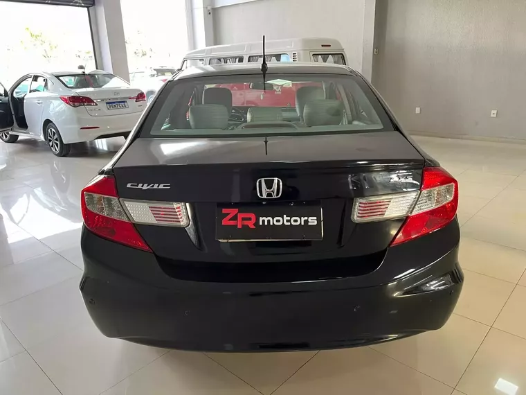 Honda Civic Preto 13