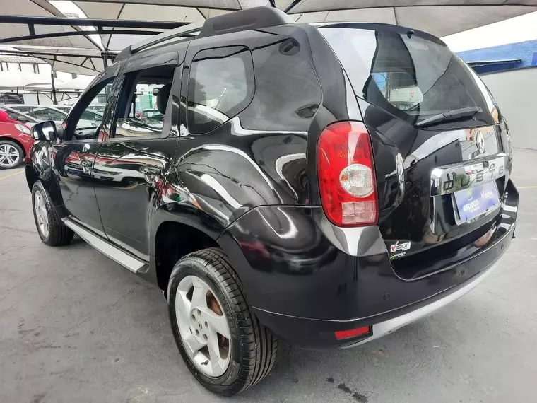 Renault Duster Preto 4