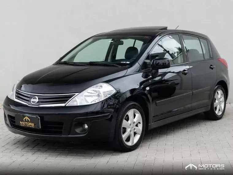 Nissan Tiida Preto 41