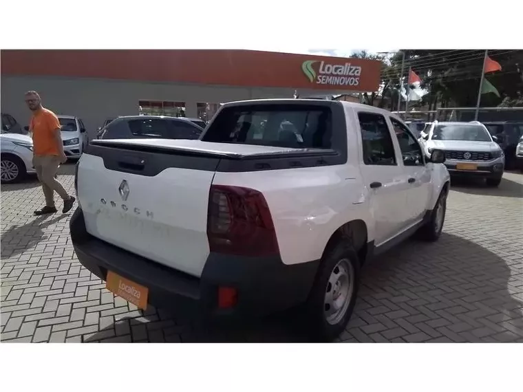 Renault Duster Oroch Branco 2