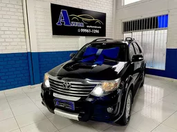 Toyota Hilux SW4