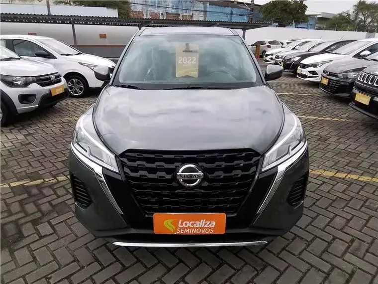 Nissan Kicks Cinza 1