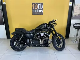 Sportster 883