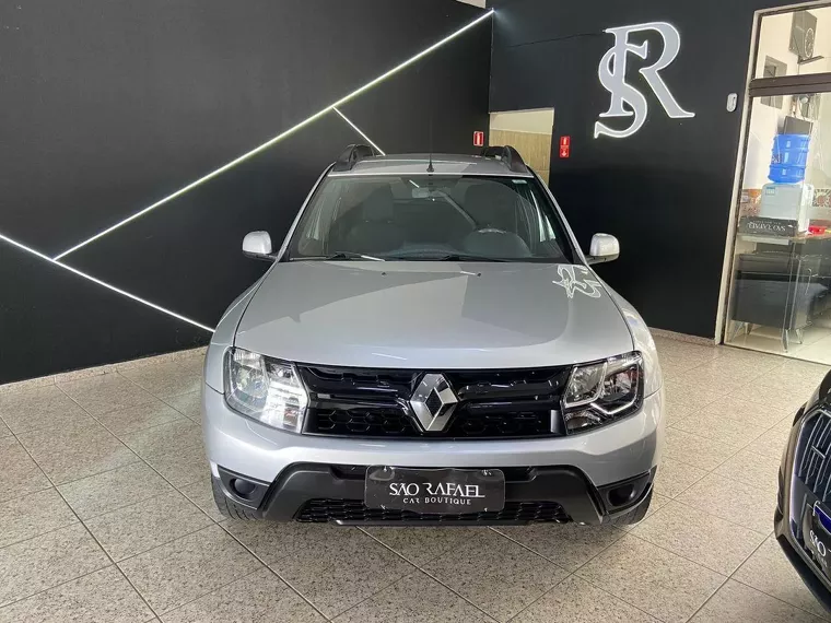 Renault Duster Prata 6