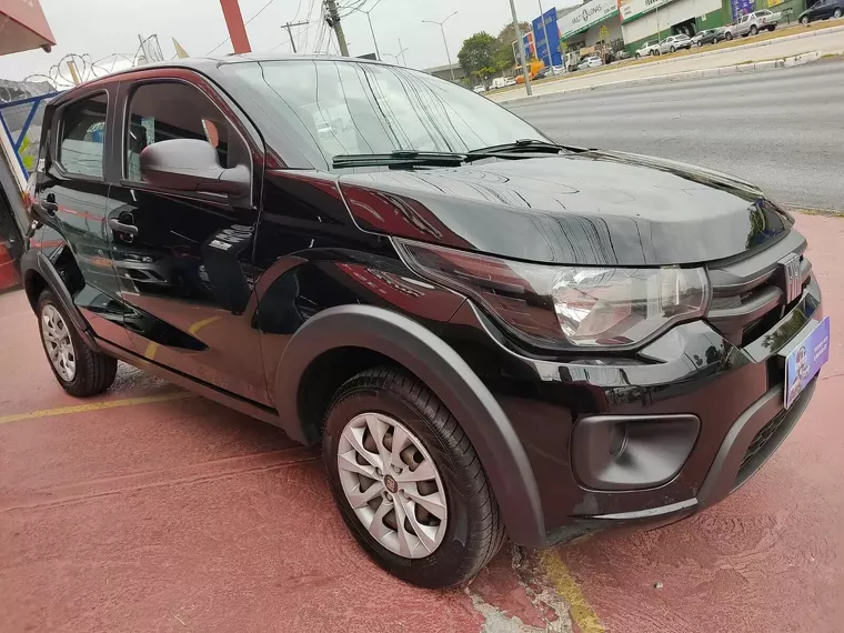 Fiat Mobi Preto 14