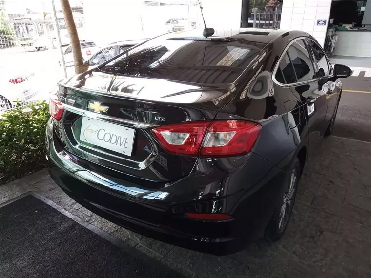 Chevrolet Cruze Preto 6