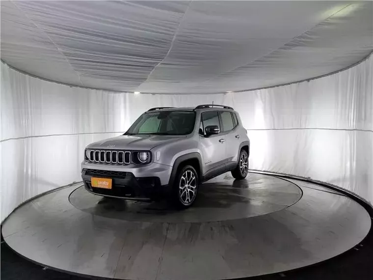 Jeep Renegade Prata 17