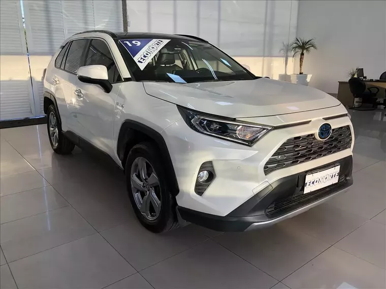 Toyota RAV4 Branco 1