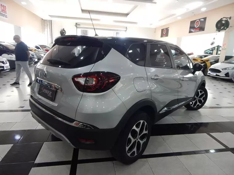 Renault Captur Prata 1