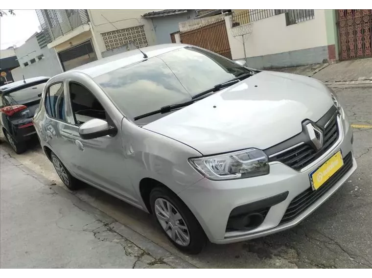 Renault Logan Prata 4