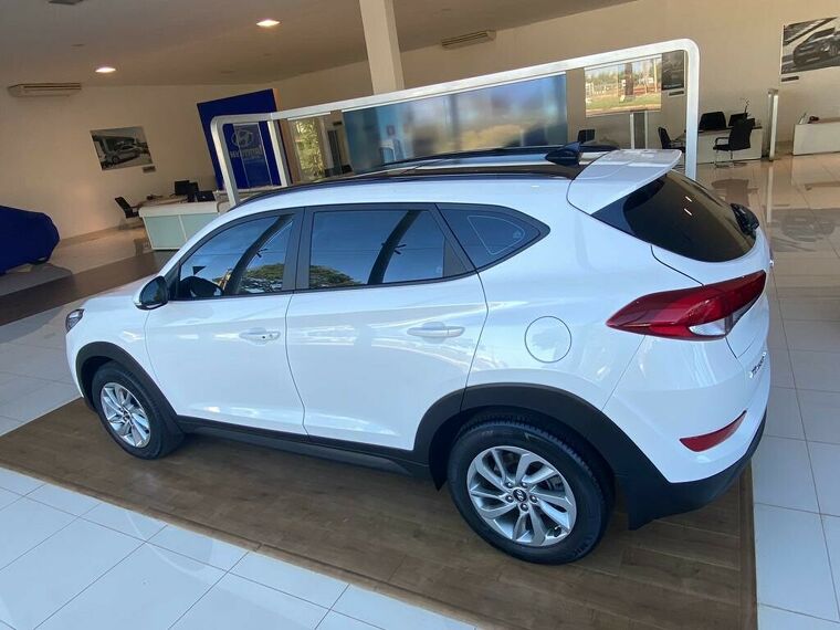 Hyundai Tucson Branco 2